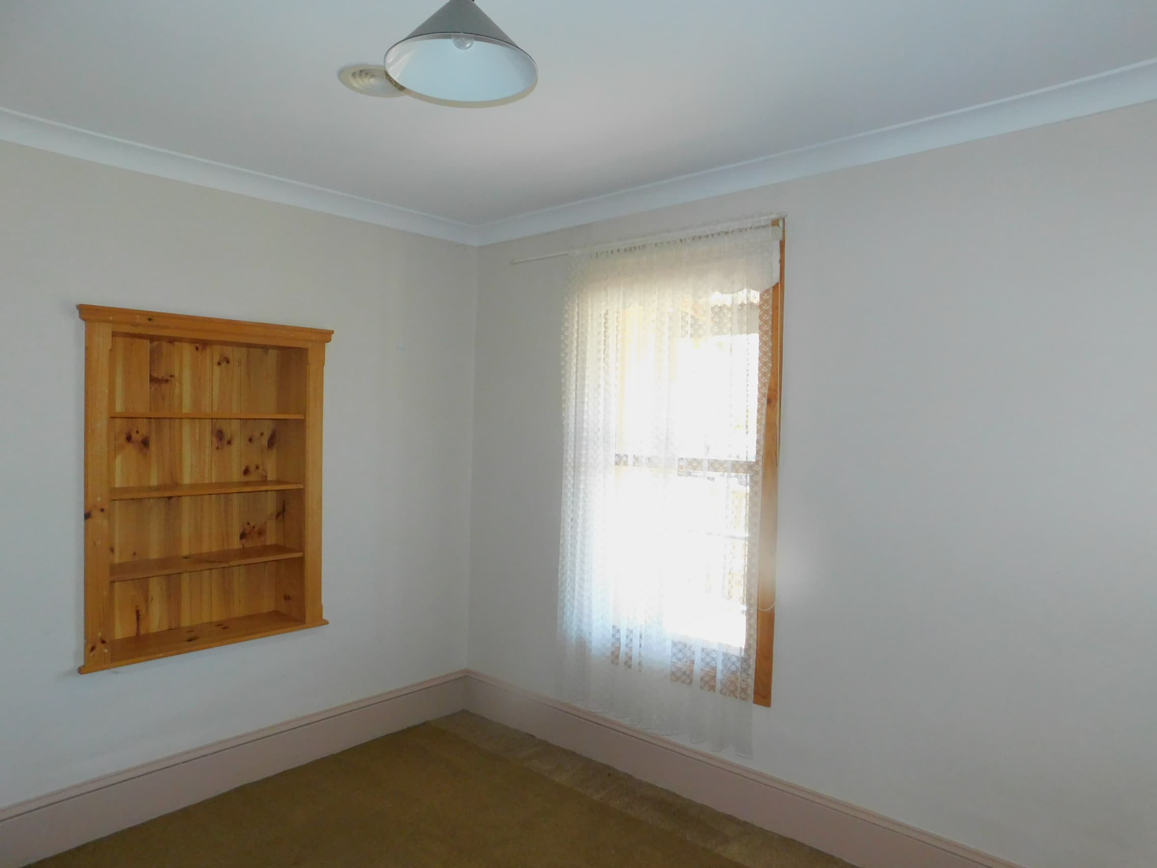 14 Cromwell Street, Cooma, Cooma - Thumbnail 5
