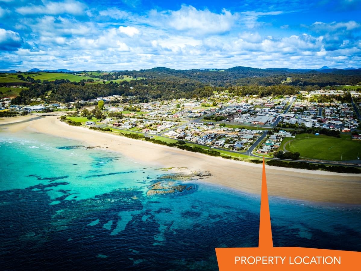 16 Esplanade, Somerset, Somerset - Thumbnail 2