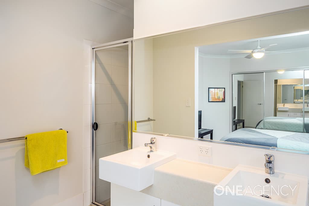 60 Arthur Street, Woody Point, Woody Point - Thumbnail 6