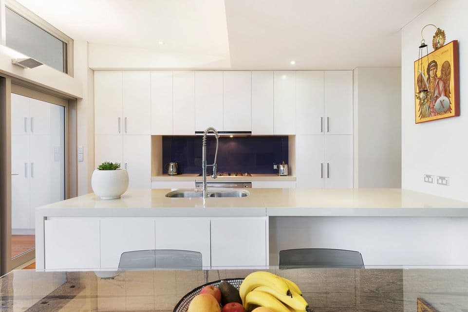 13 Woodside Grove, Forestville, Forestville - Thumbnail 7