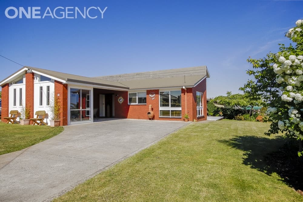 18 Nathan Court, East Devonport, East Devonport - Image 1