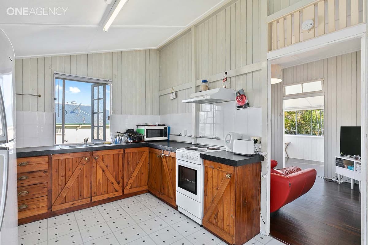 142 Cypress Street, Urangan, Urangan - Thumbnail 5