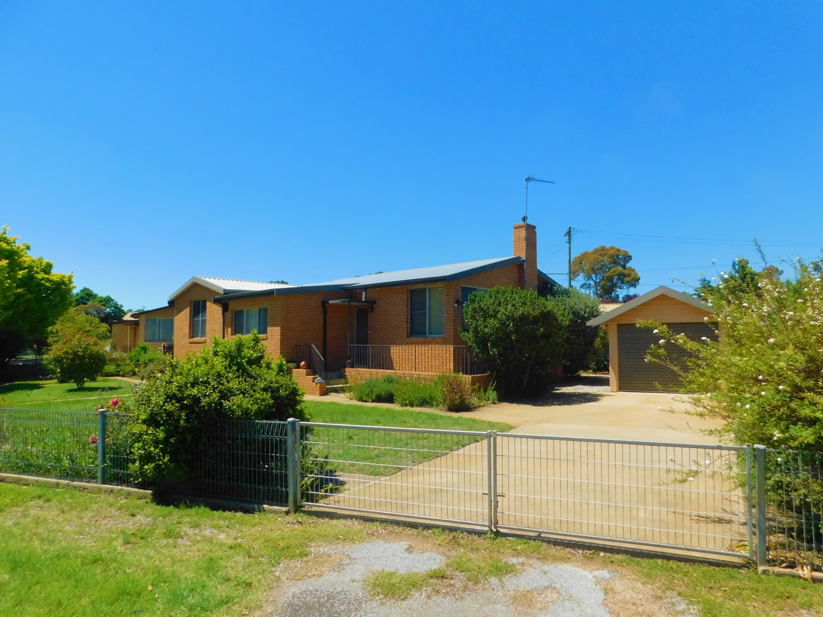 3 Wangie Street, Cooma, Cooma - Image 1