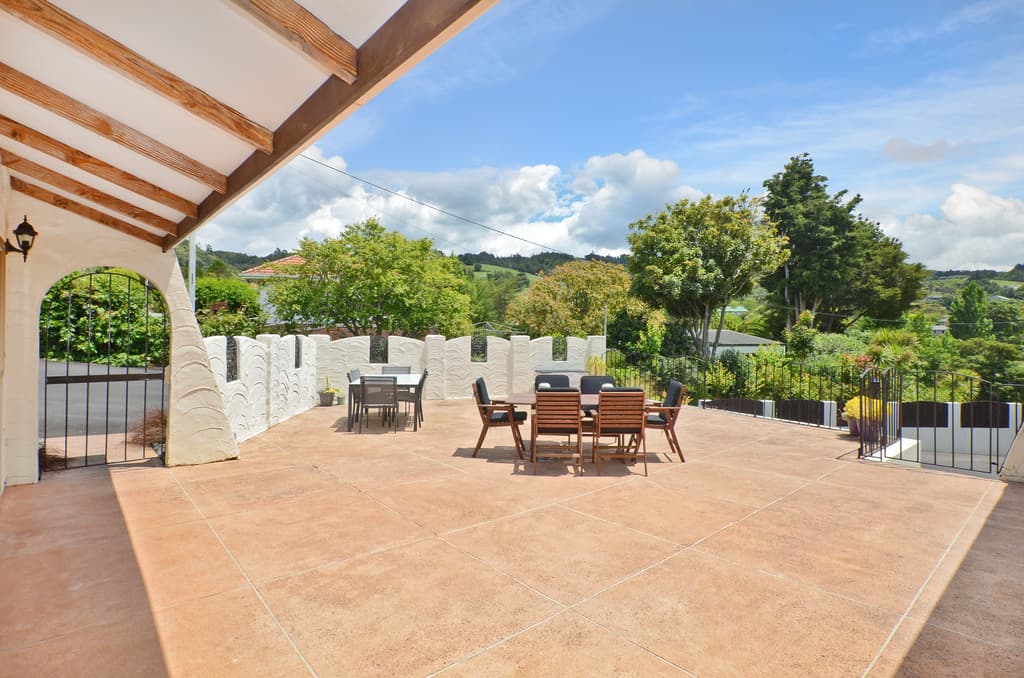 164 Western Hills Drive, Kensington, Kensington - Thumbnail 2