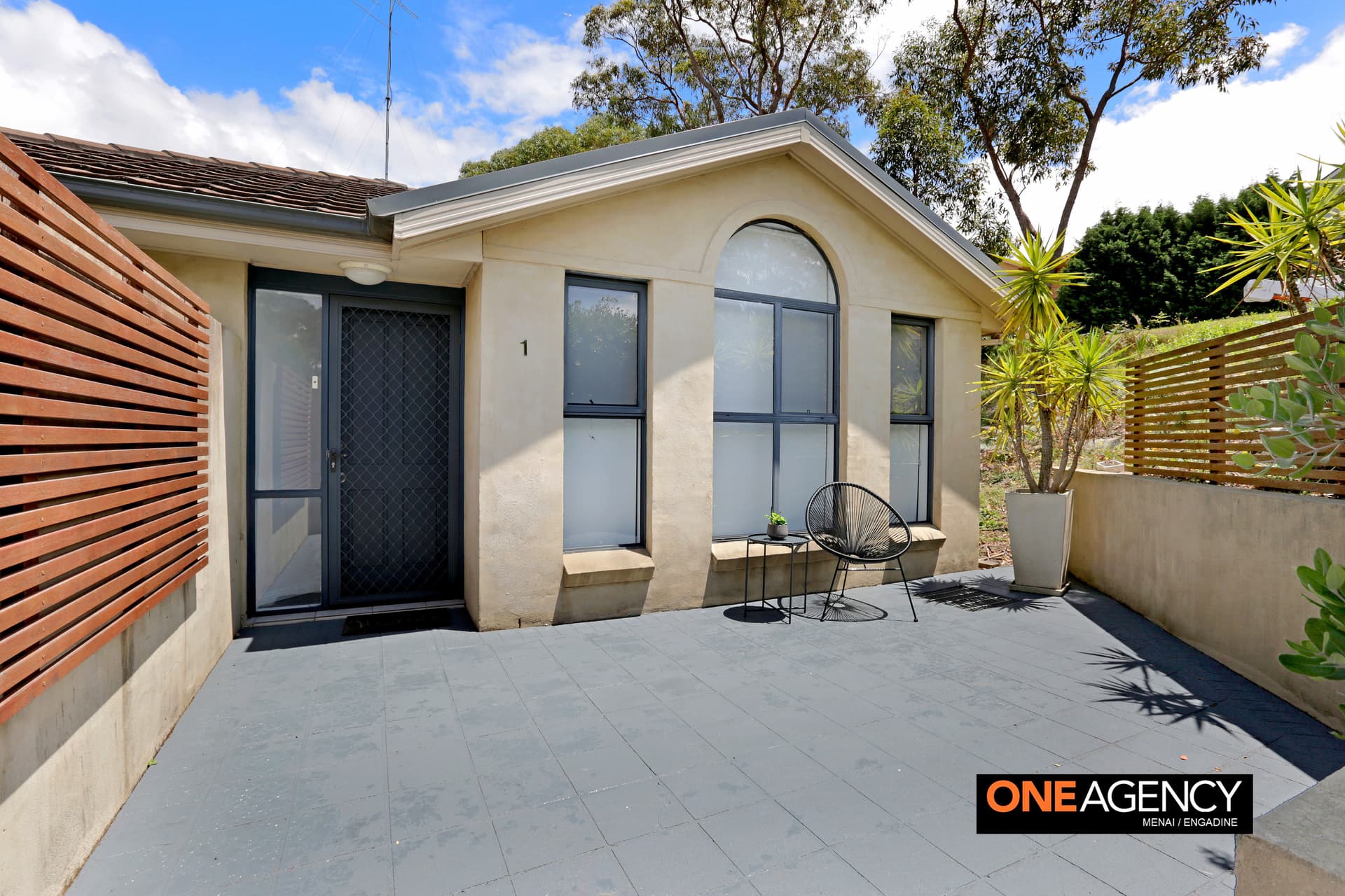 1 Tabard Place, Illawong, Illawong - Thumbnail 2