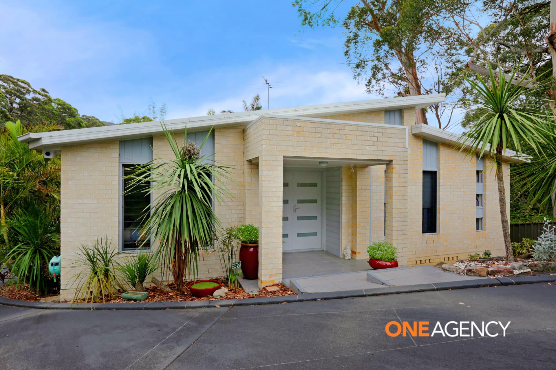 10 Gum Tree Lane, Thirroul, Thirroul - Image 1