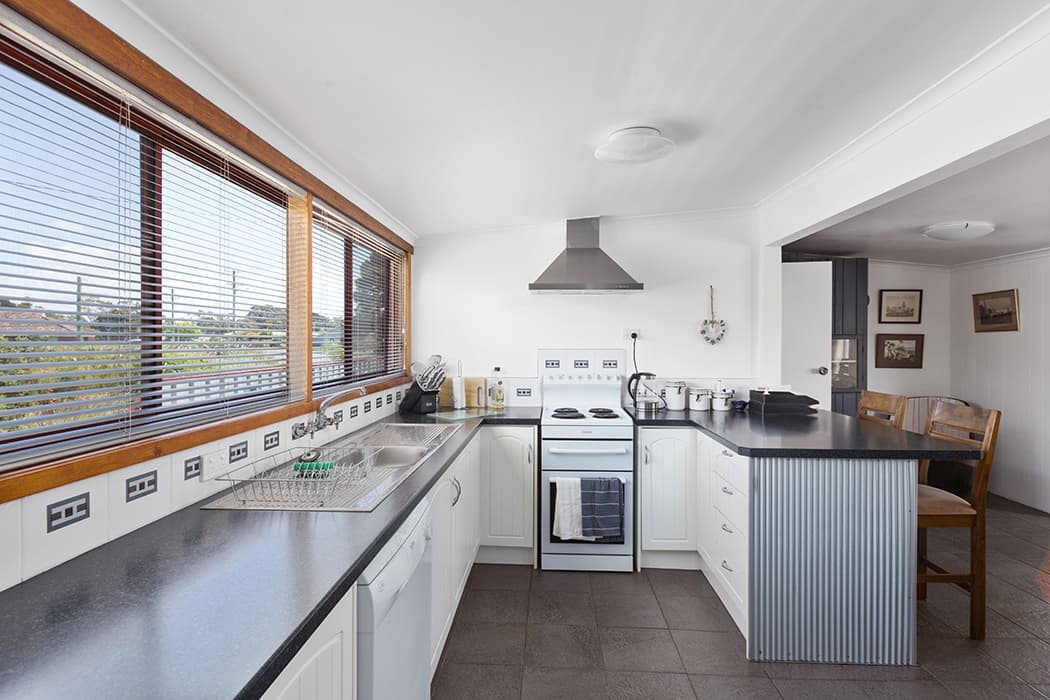 8 Wilkinson Street, Wynyard, Wynyard - Thumbnail 2