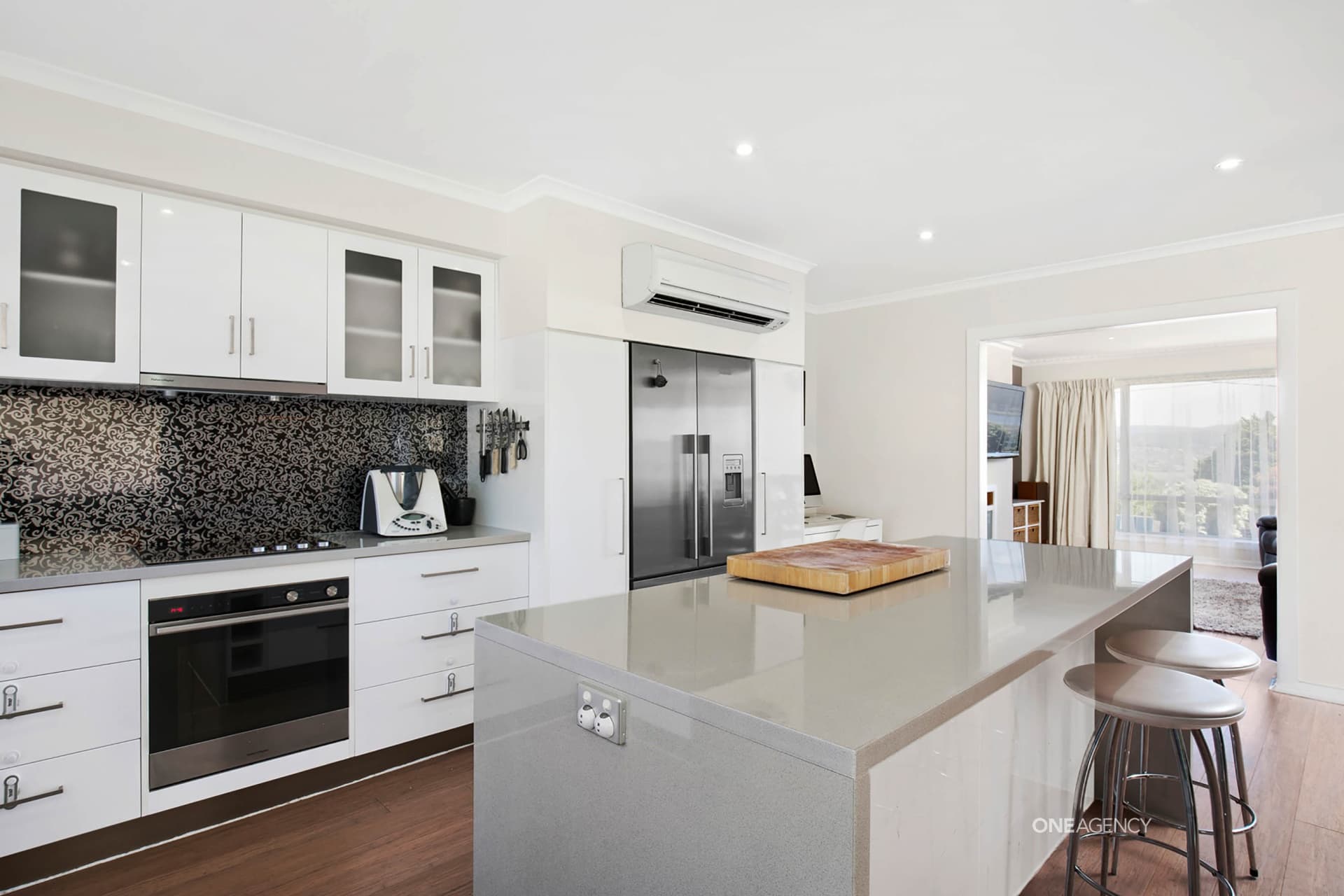 4 Swan Street, Newnham, Newnham - Thumbnail 2