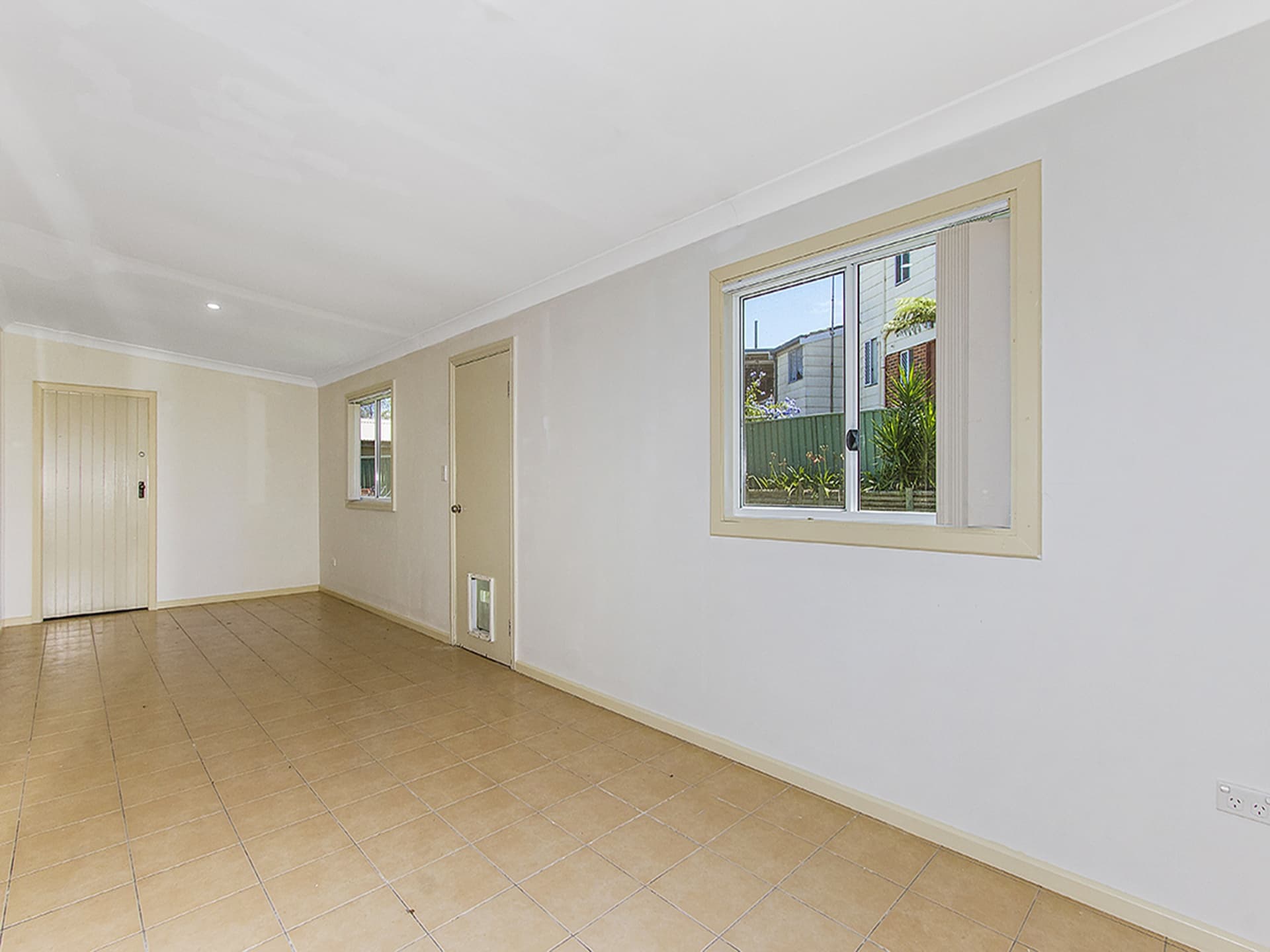 10 Owen Avenue, Wyong, Wyong - Thumbnail 6