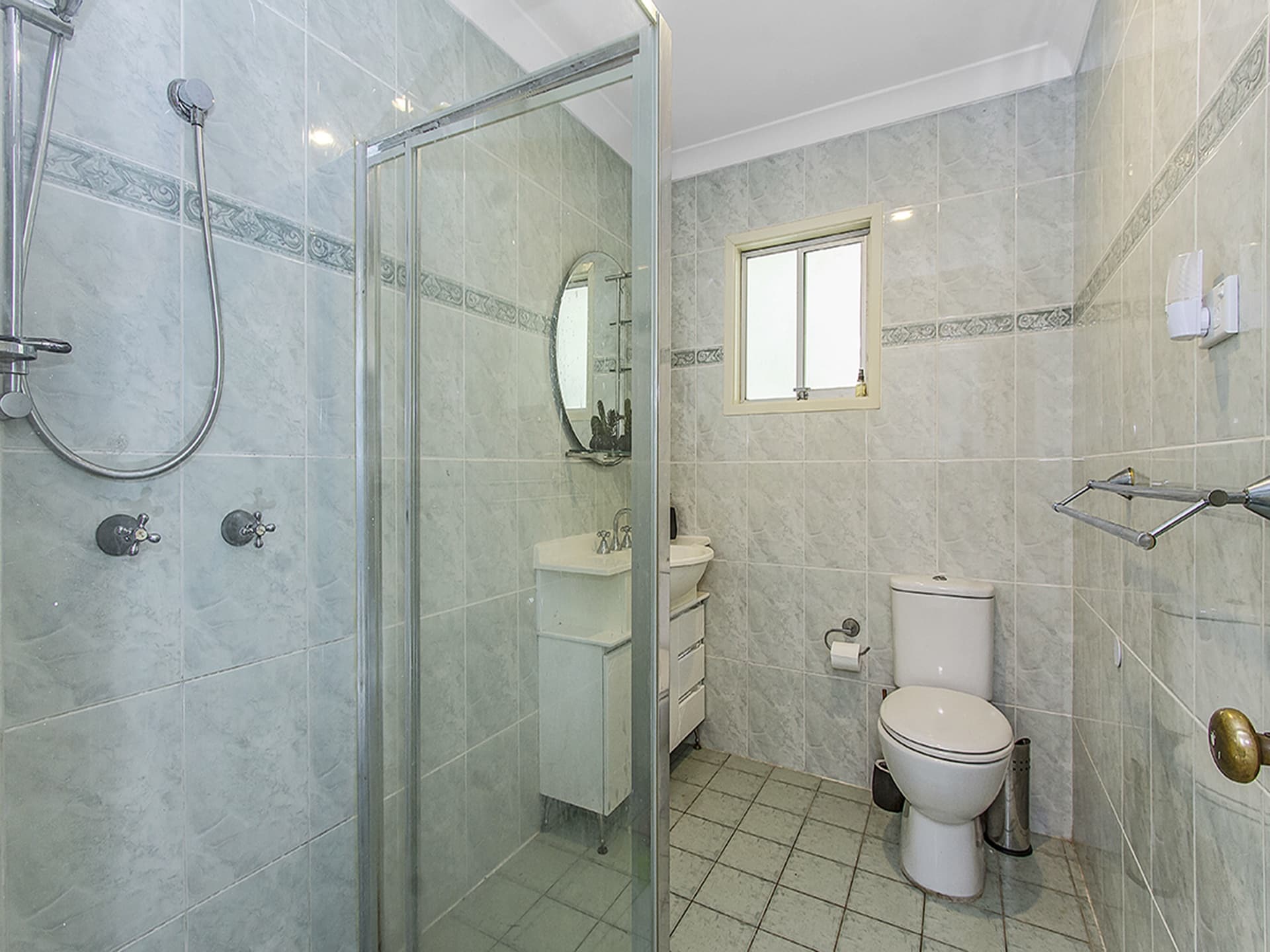10 Owen Avenue, Wyong, Wyong - Thumbnail 8