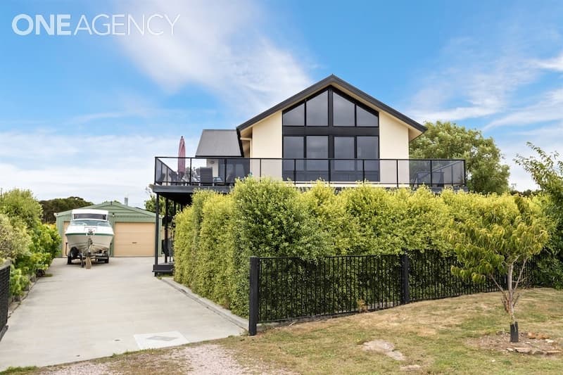2 Meadowsweet Close, Hawley Beach, Hawley Beach - Image 1