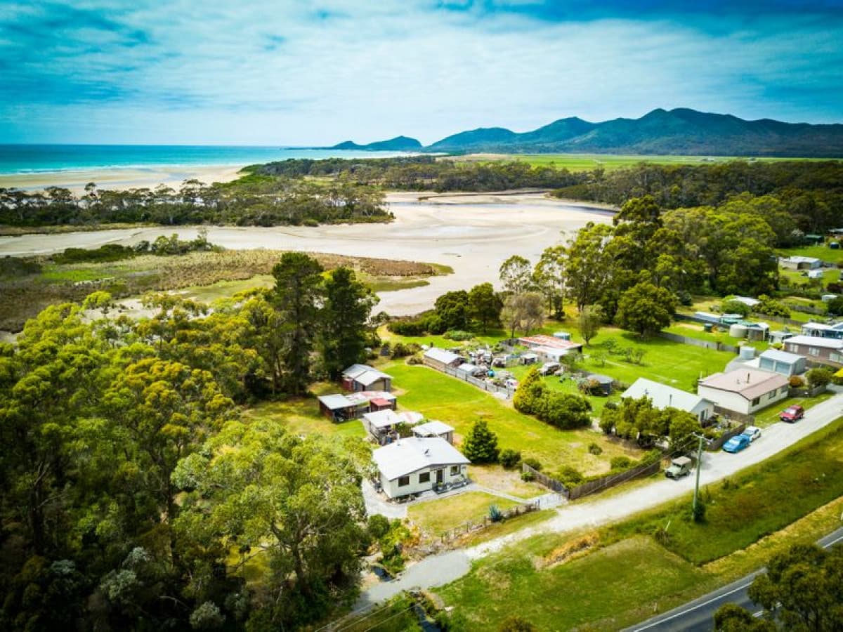 3 Pebbly Road, Hellyer, Hellyer - Image 1