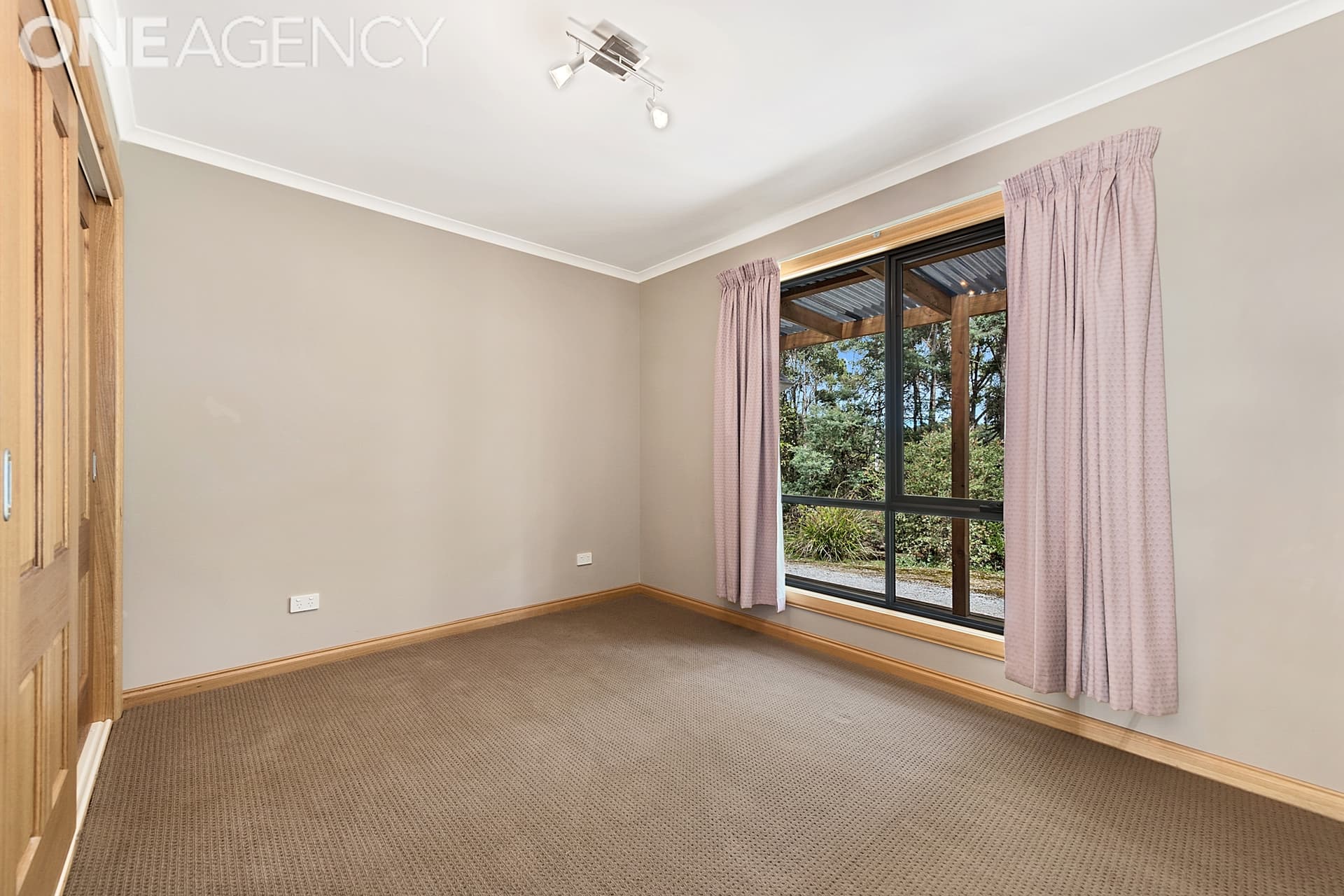 17 Black Wattle Road, Acacia Hills, Acacia Hills - Thumbnail 7