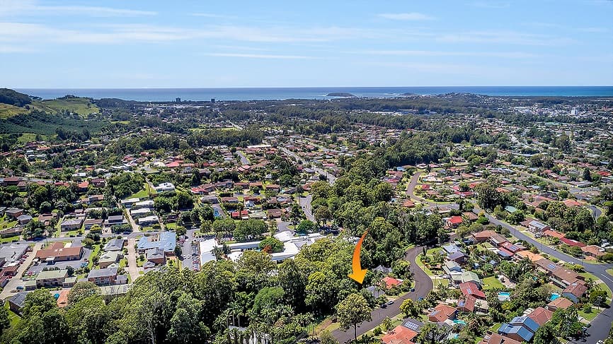 12 Dutton Crescent, Coffs Harbour, Coffs Harbour - Thumbnail 2