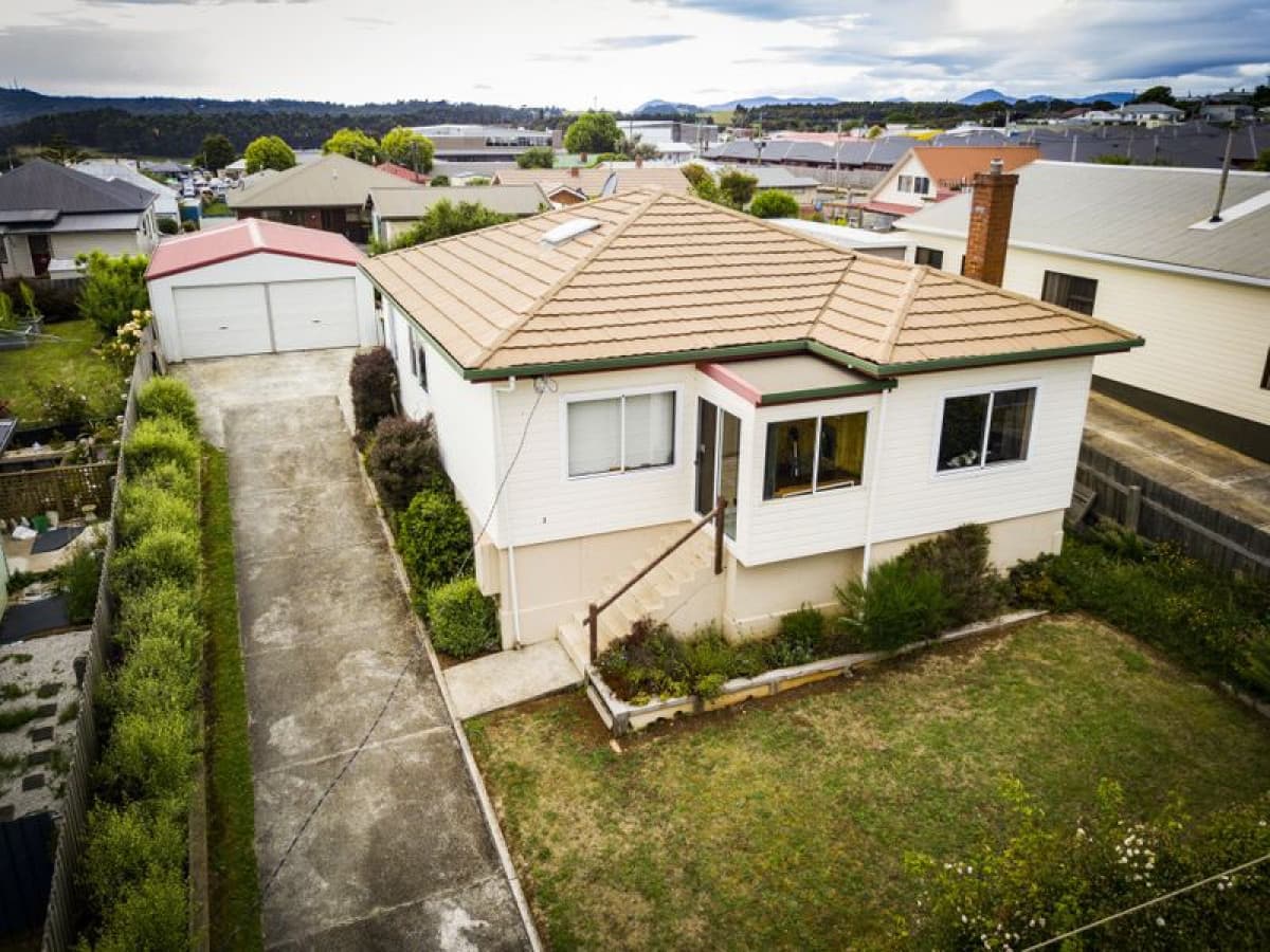 3 Duke Street, Upper Burnie, Upper Burnie - Thumbnail 2
