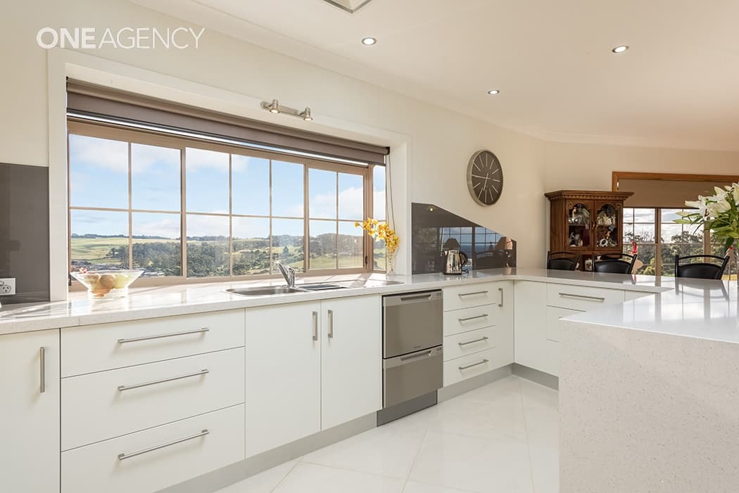 35 Hillfarm Drive, Park Grove, Park Grove - Thumbnail 5