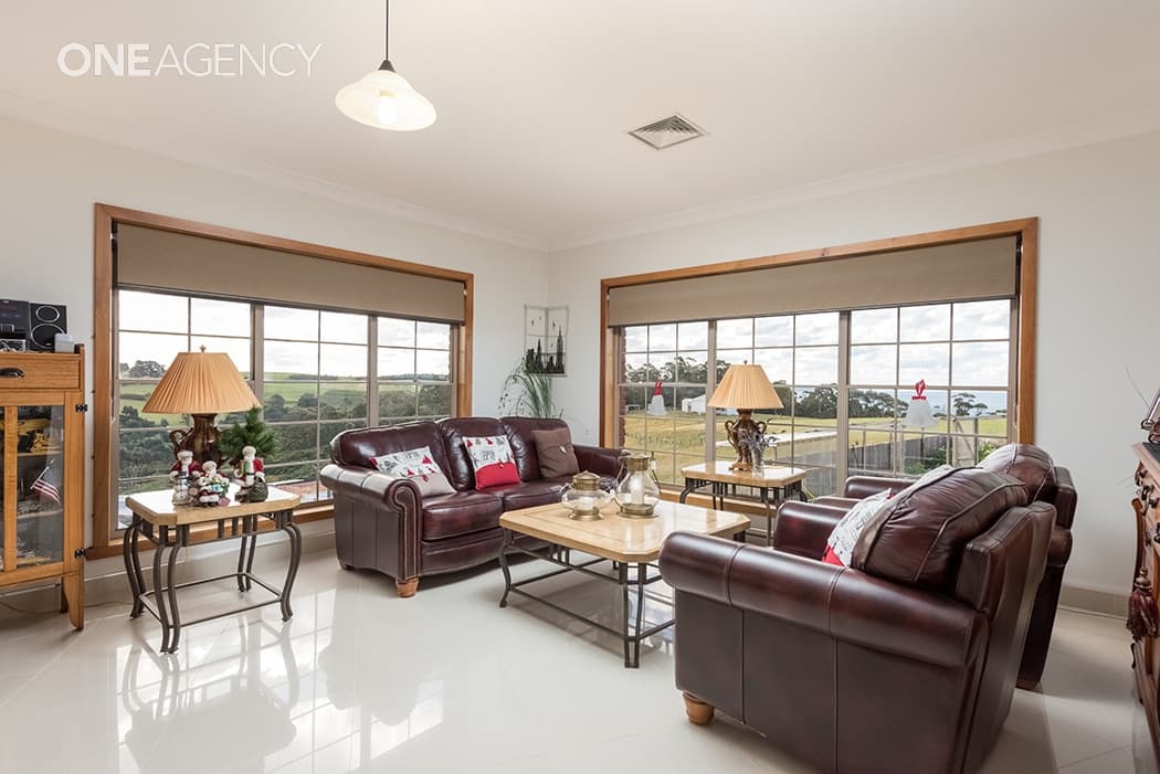 35 Hillfarm Drive, Park Grove, Park Grove - Thumbnail 7