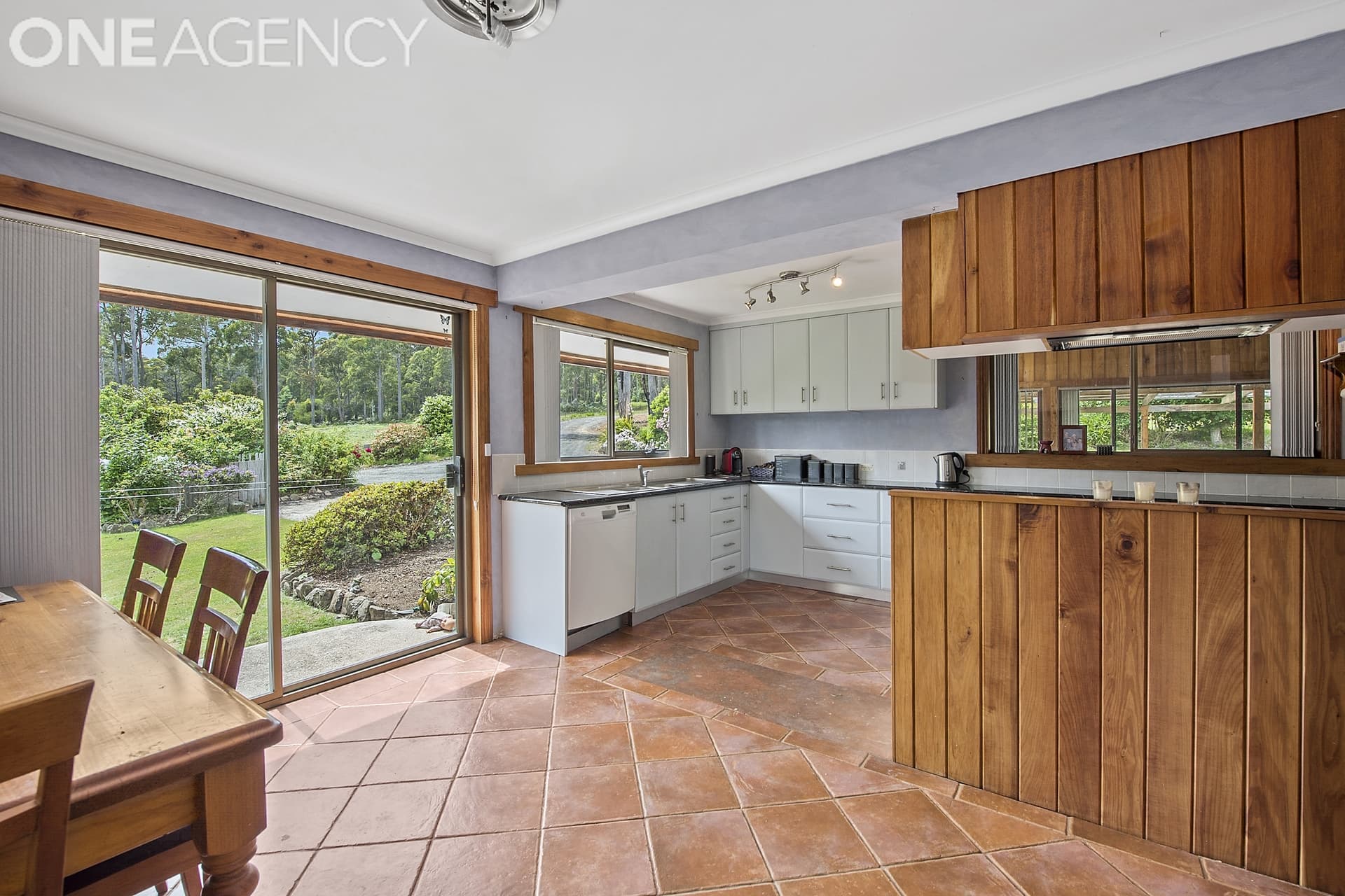 1044 Claude Road, Claude Road, Claude Road - Thumbnail 5
