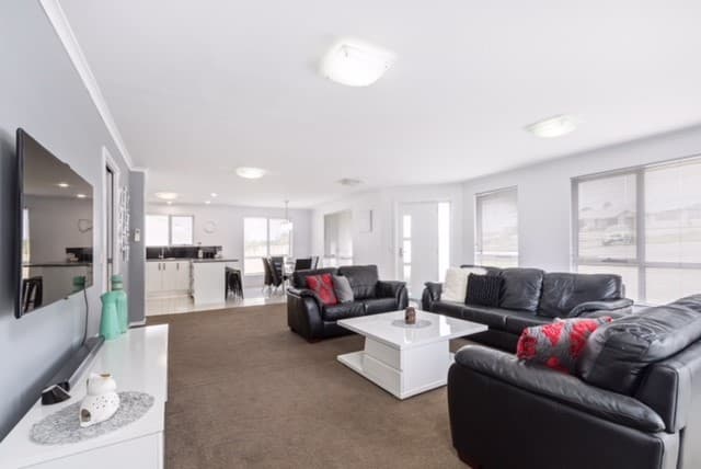11 Rowena Court, Devonport, Devonport - Thumbnail 4