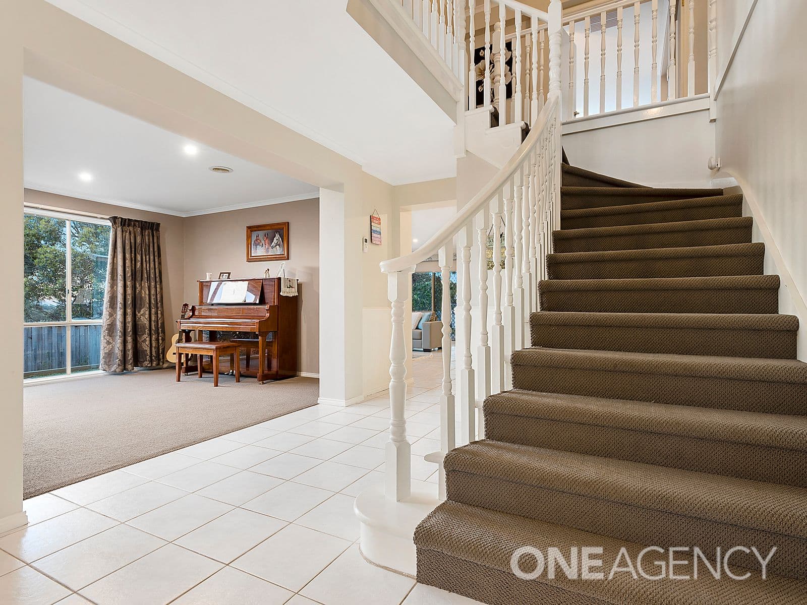 3 Molvig Rise, Sunbury, Sunbury - Thumbnail 4