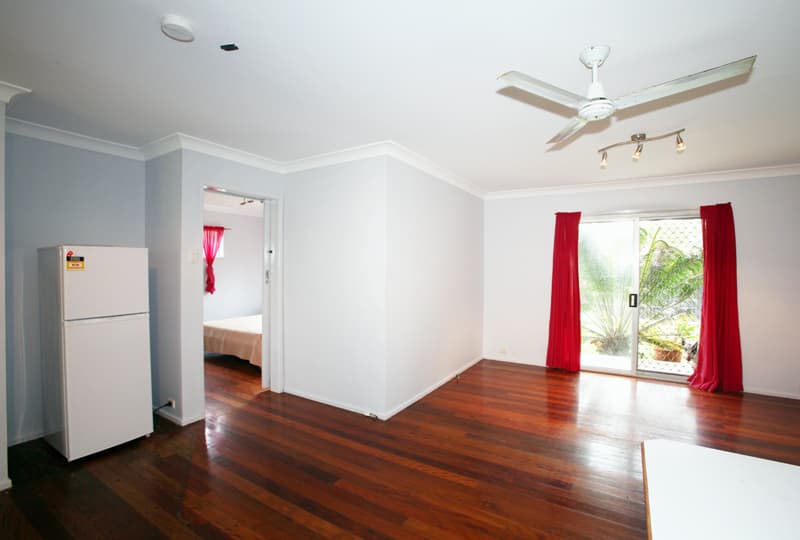 31 Pine Crescent, Sandy Beach, Sandy Beach - Thumbnail 2