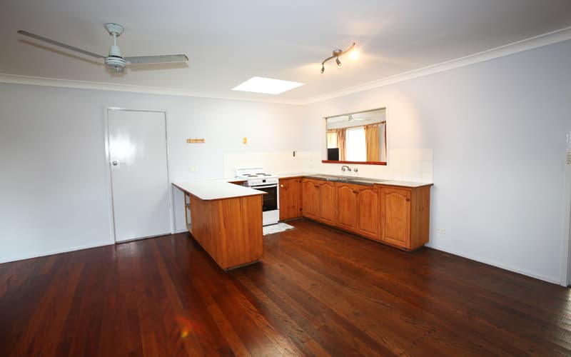31 Pine Crescent, Sandy Beach, Sandy Beach - Thumbnail 3