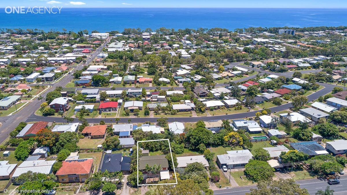320 Boat Harbour Drive, Scarness, Scarness - Image 1