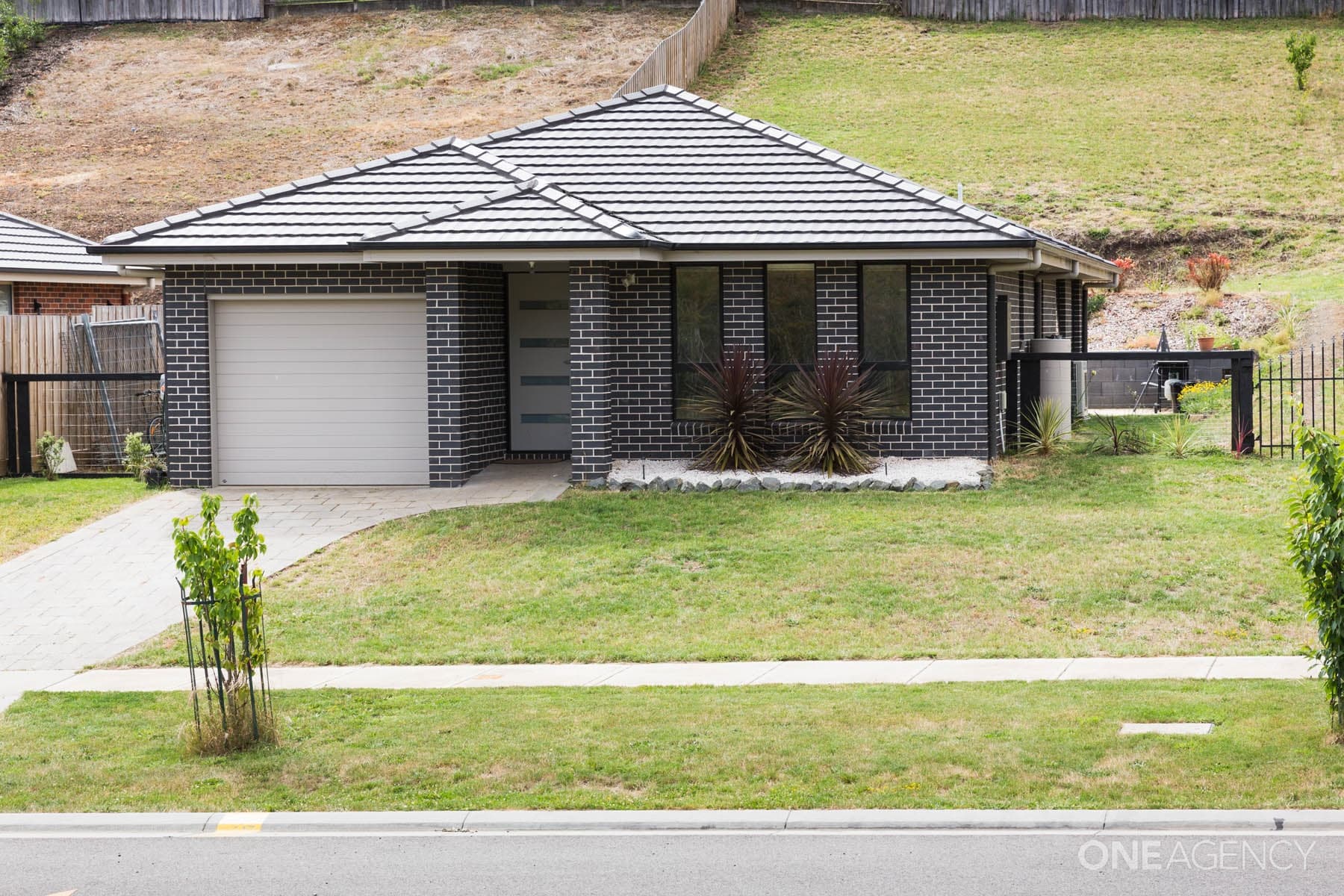83 Parklands Parade, Newnham, Newnham - Image 1