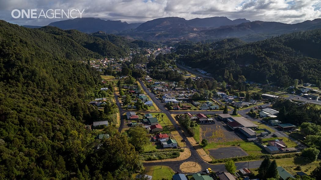 38 Grafton Street, Queenstown, Queenstown - Thumbnail 3