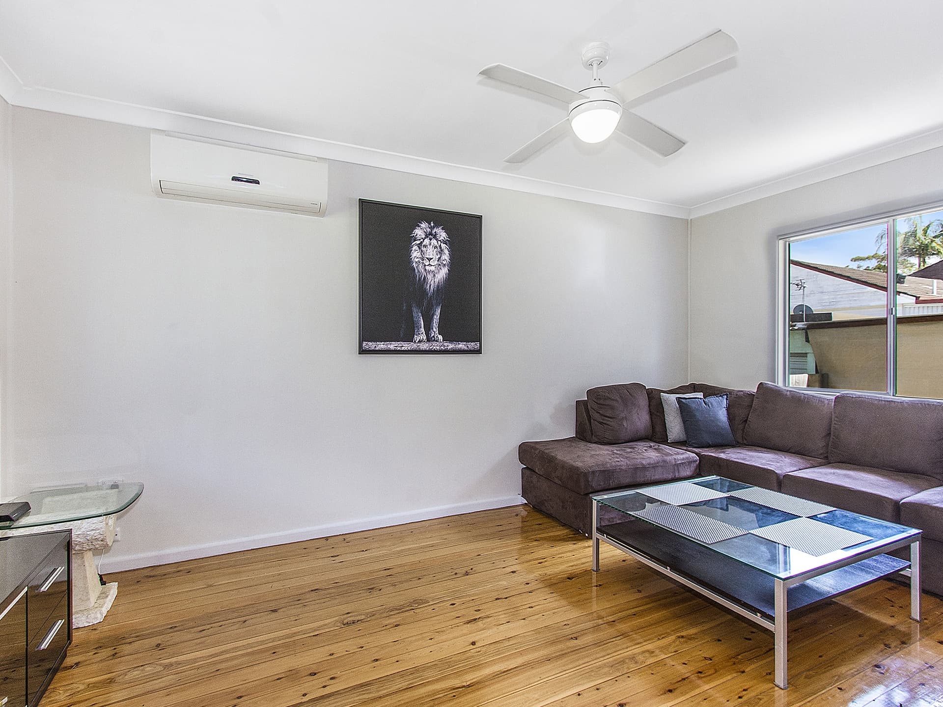 11 North Crescent, North Gosford, North Gosford - Thumbnail 2