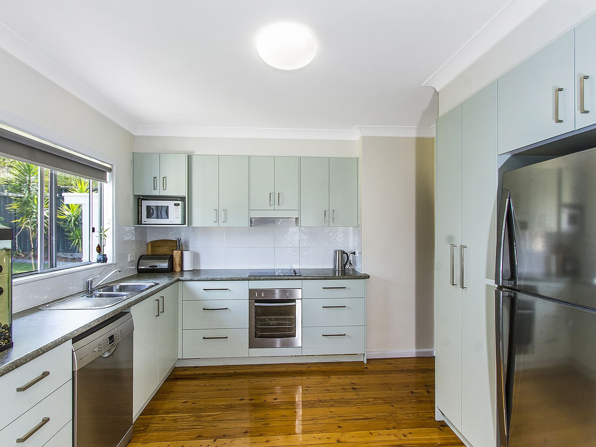 11 North Crescent, North Gosford, North Gosford - Thumbnail 4