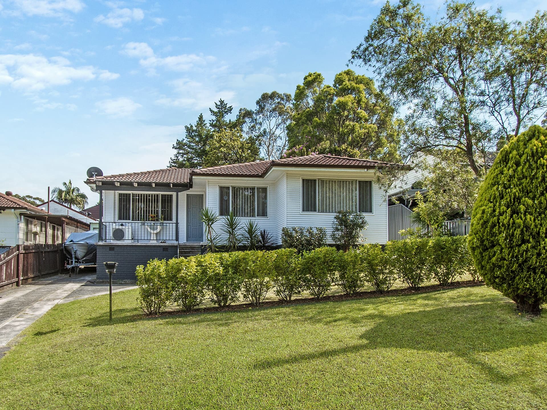 11 North Crescent, North Gosford, North Gosford - Image 1