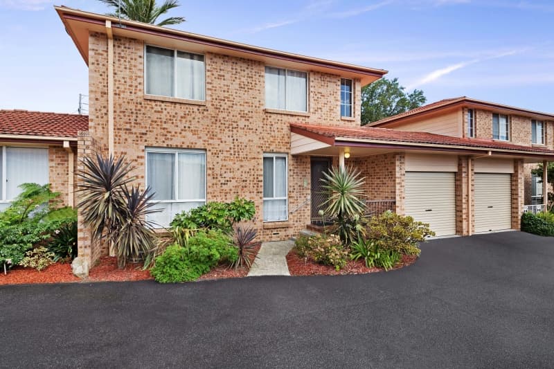 3/5 Ferguson Close, West Gosford, West Gosford - Image 1