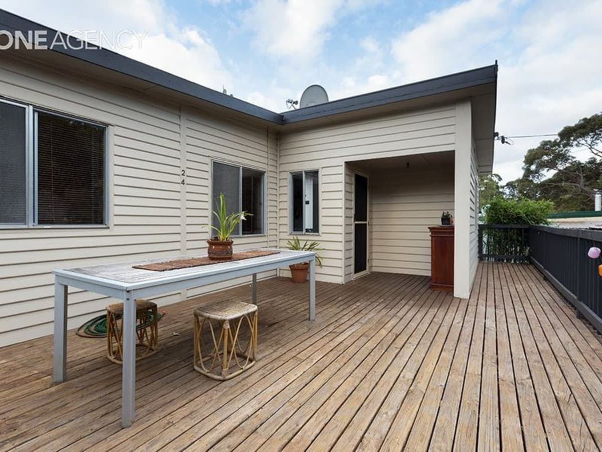 24 Banksia Avenue, Sisters Beach, Sisters Beach - Thumbnail 3