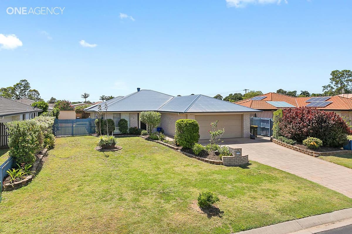 6 Banks Court, Torquay, Torquay - Thumbnail 2