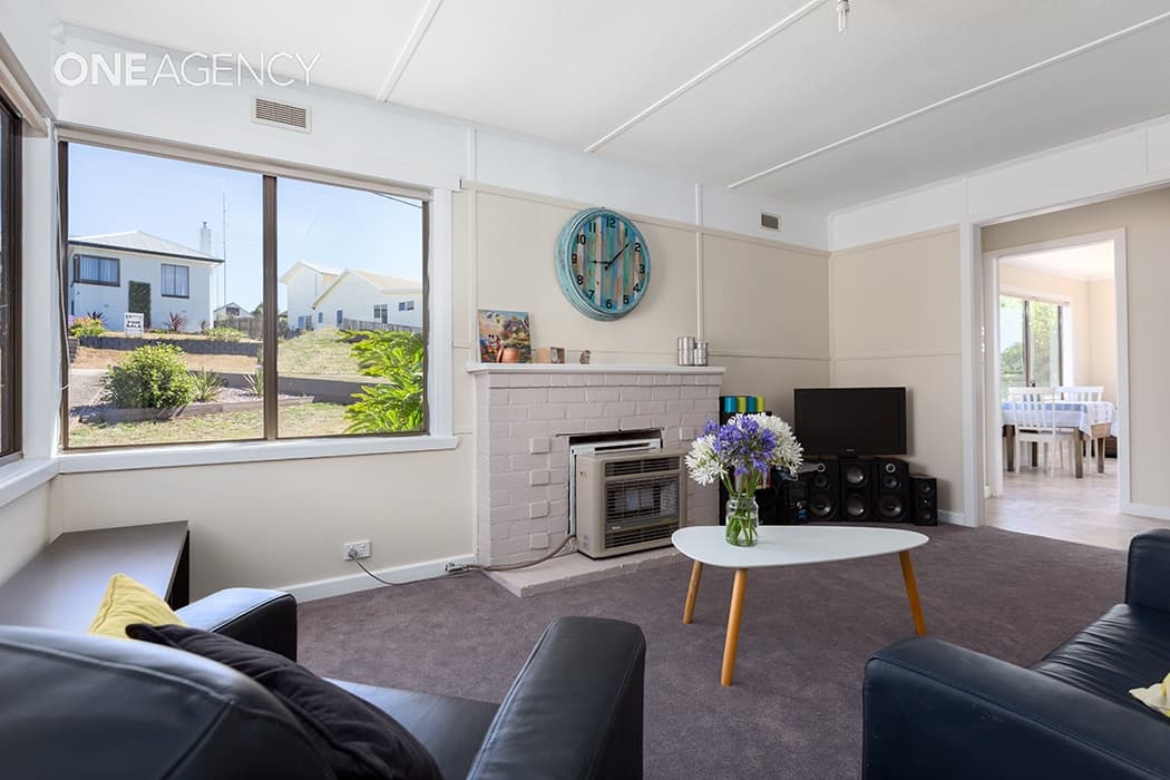 44 Ashwater Crescent, Penguin, Penguin - Image 1