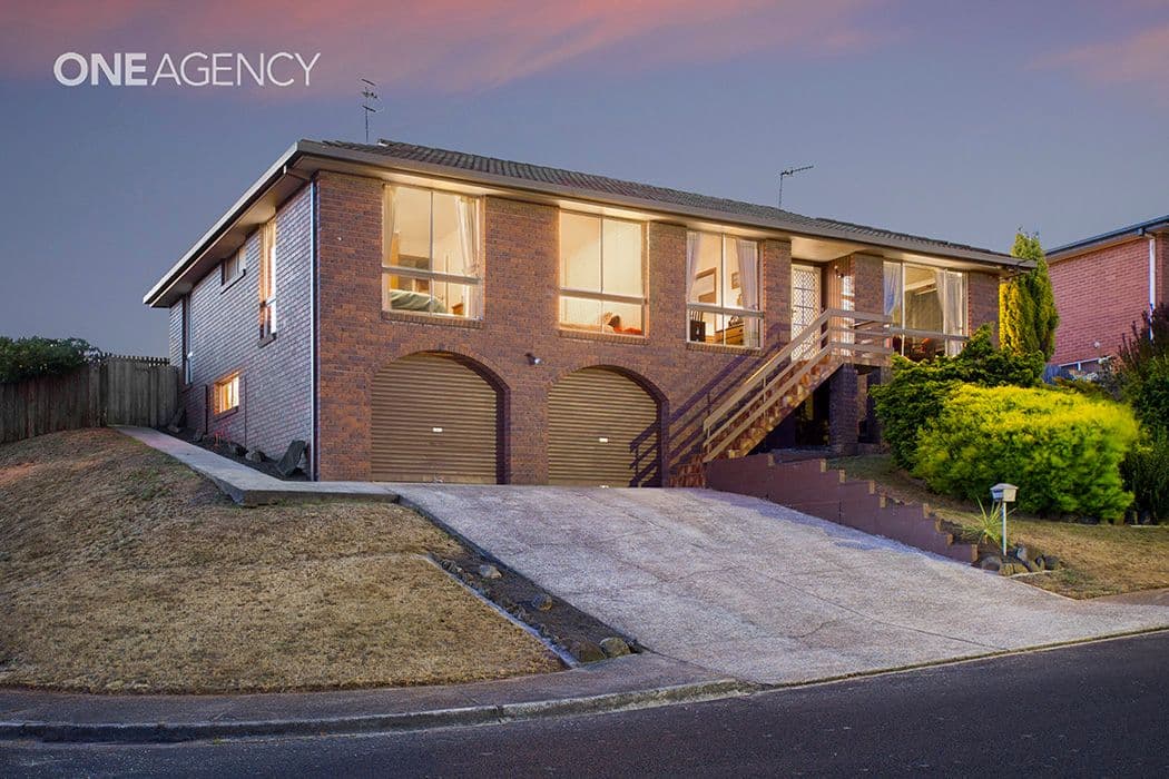 12 Greenacre Street, Upper Burnie, Upper Burnie - Thumbnail 2