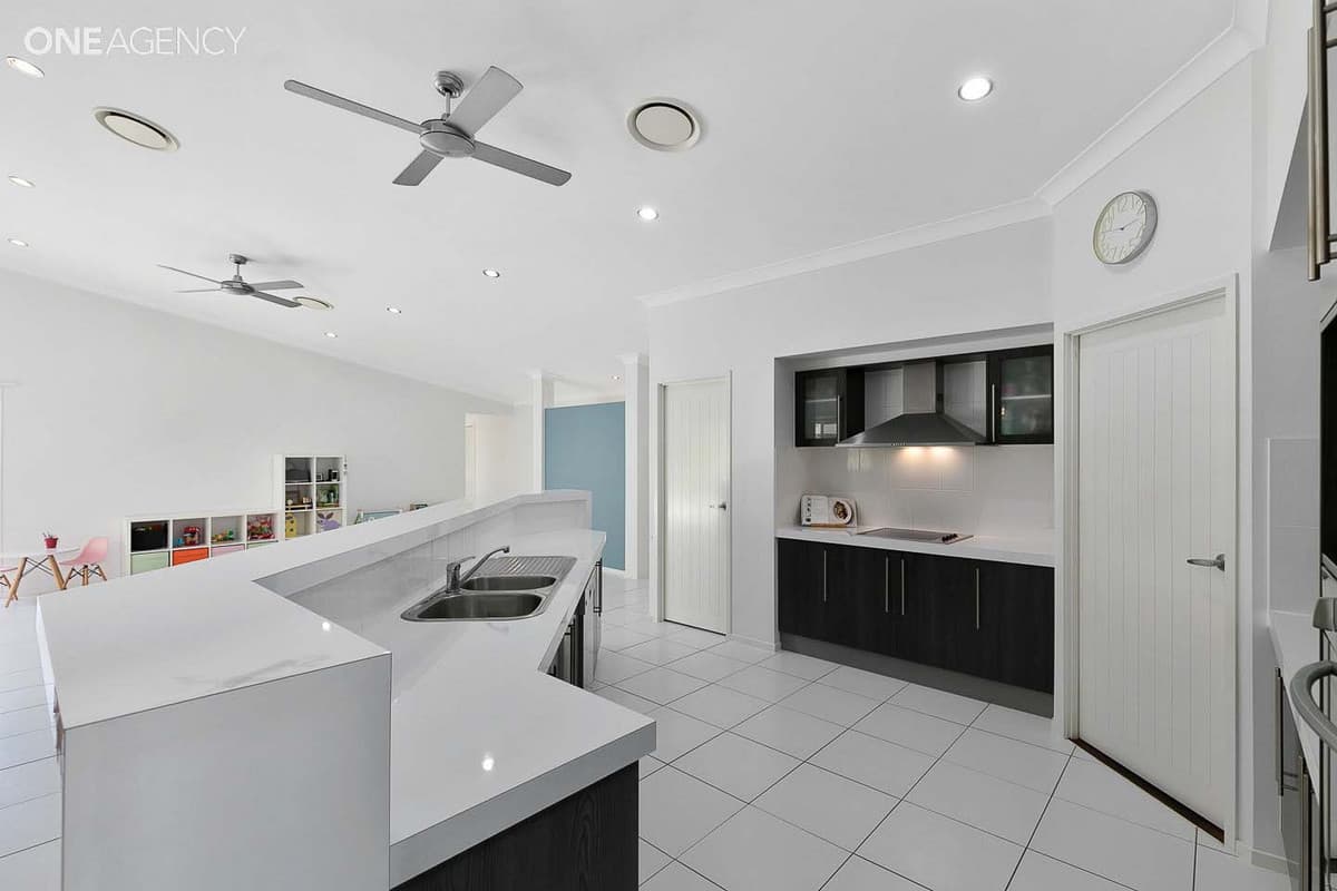 18 Bottlebrush Street, Kawungan, Kawungan - Thumbnail 7