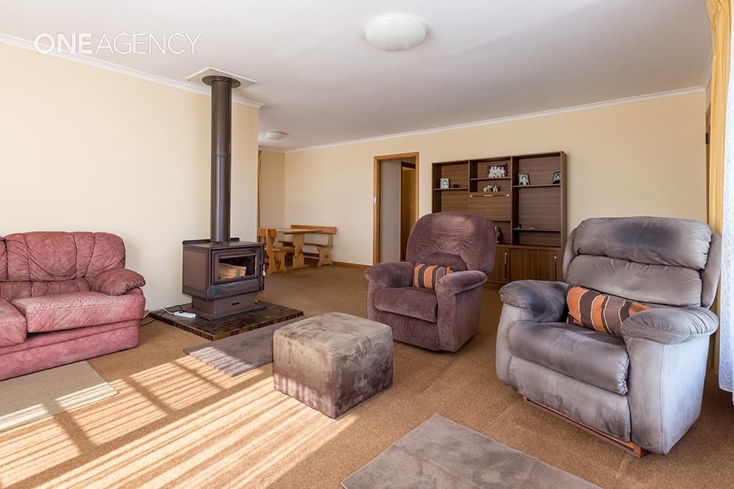 17 Bathurst Street, Upper Burnie, Upper Burnie - Thumbnail 4