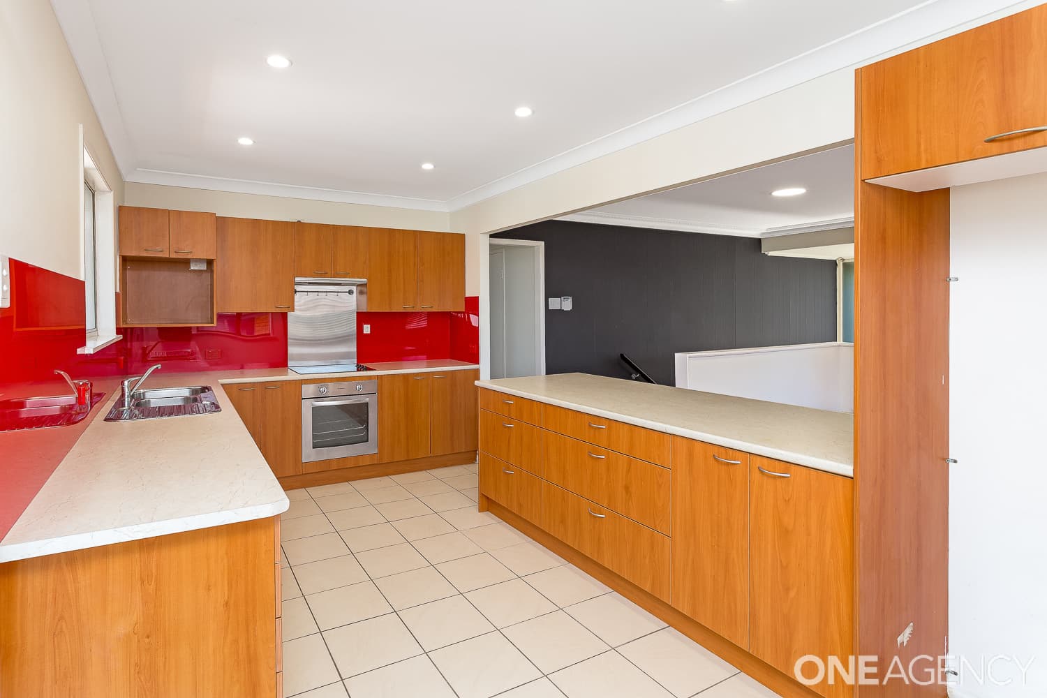 11 Gardenia Street, Clontarf, Clontarf - Thumbnail 7
