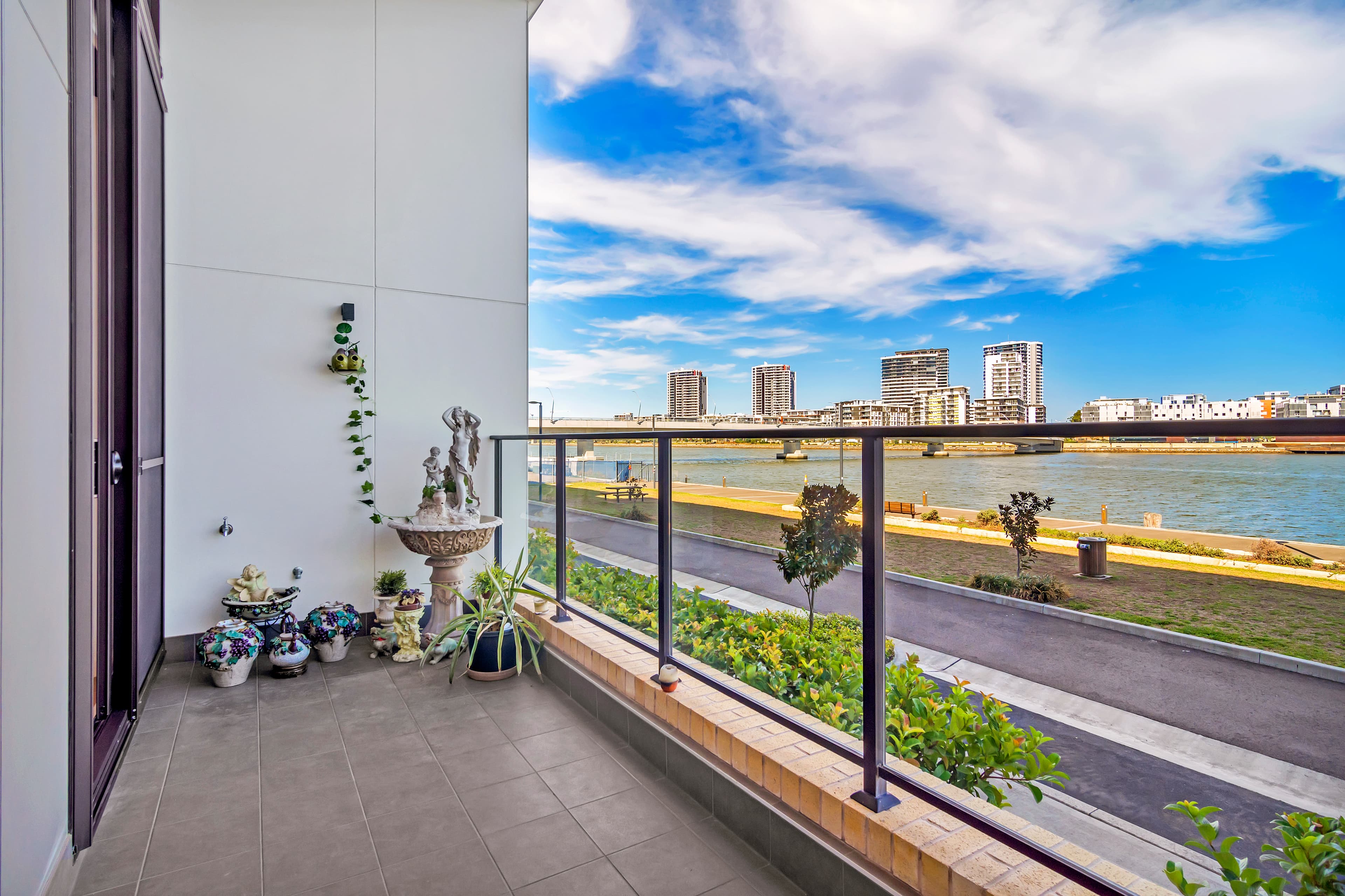C101/21 Verona Drive, Wentworth Point, Wentworth Point - Thumbnail 2