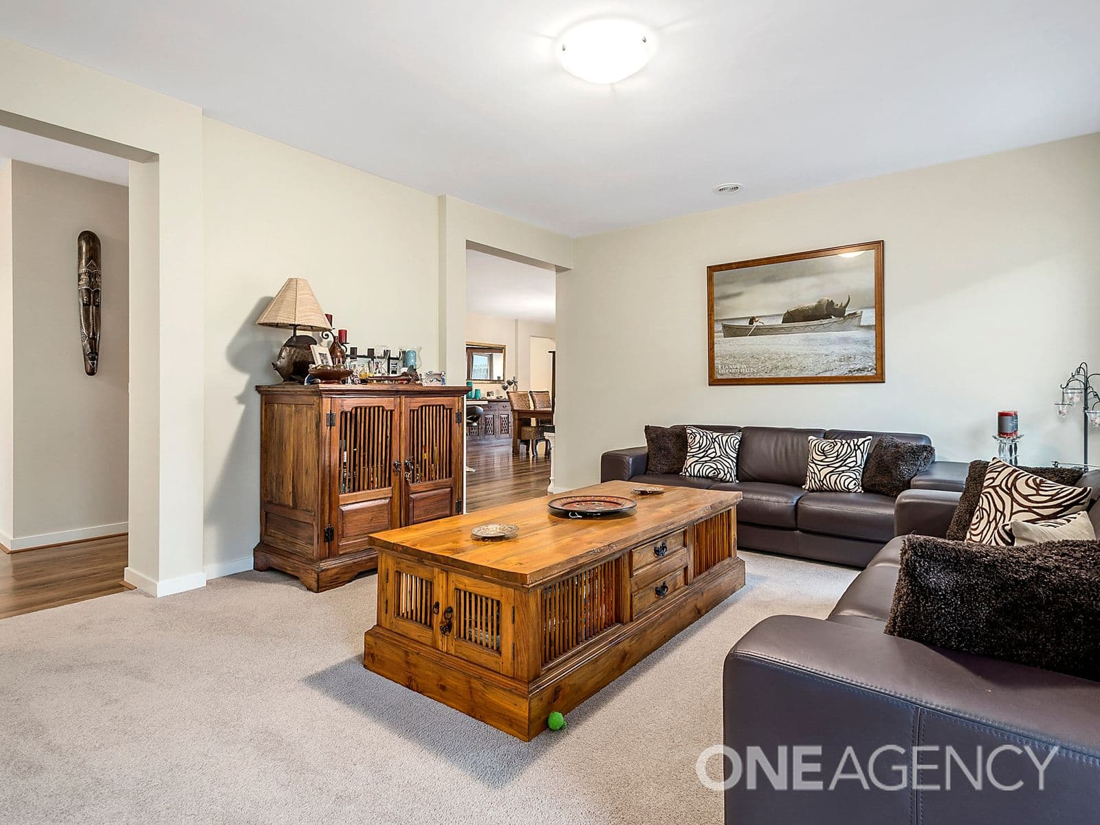 10 FENTONHILL Parade, Sunbury, Sunbury - Thumbnail 7
