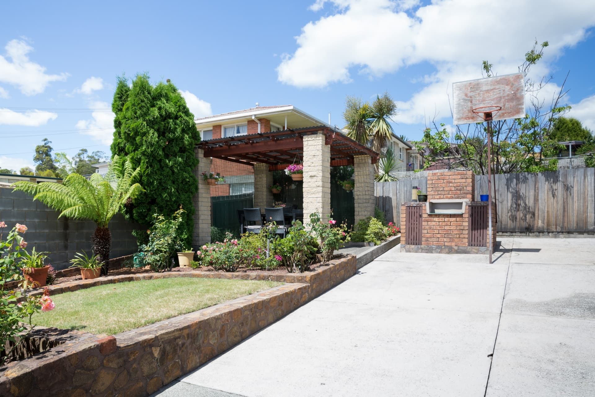17 Cooper Crescent, Riverside, Riverside - Thumbnail 7