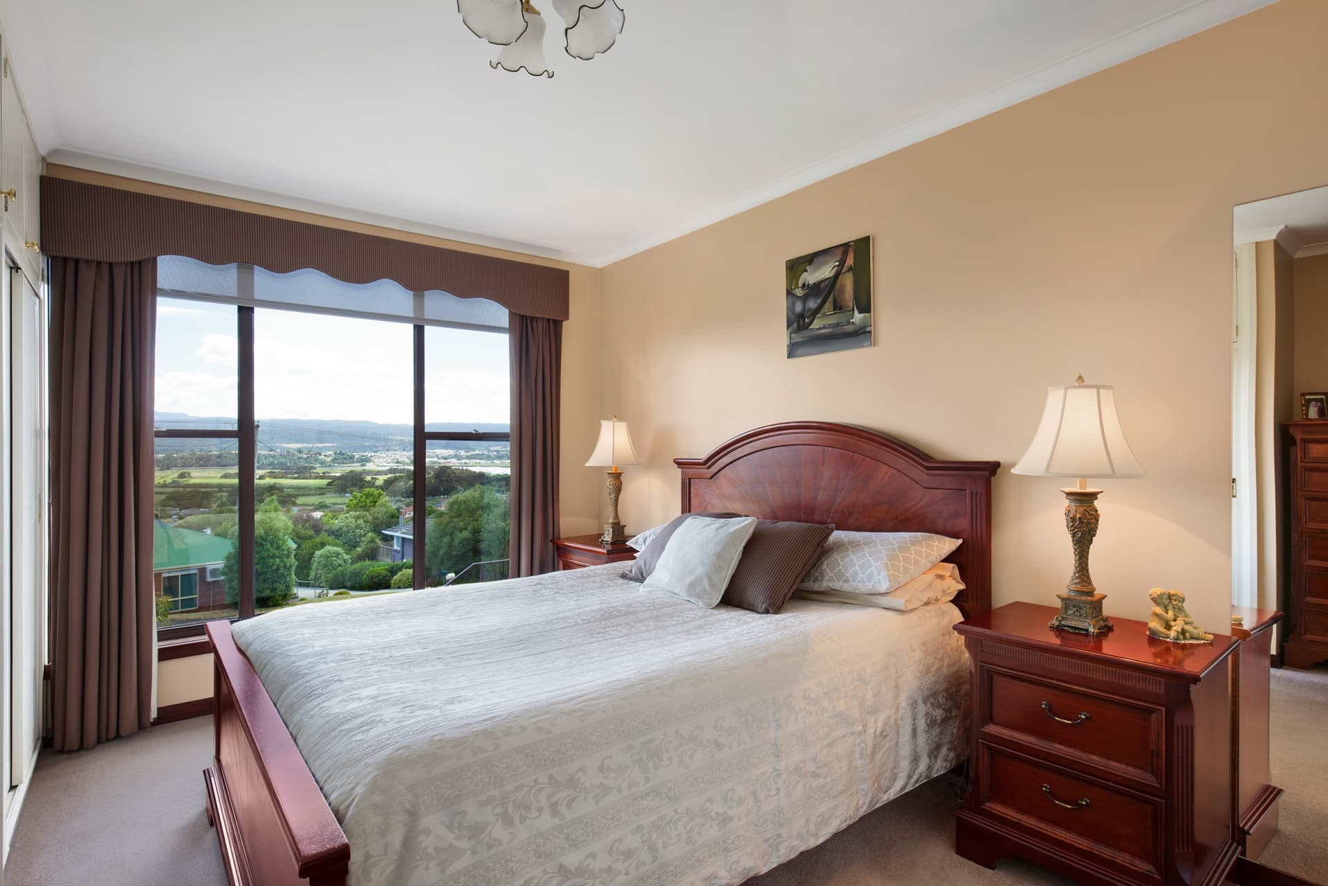 17 Cooper Crescent, Riverside, Riverside - Thumbnail 8