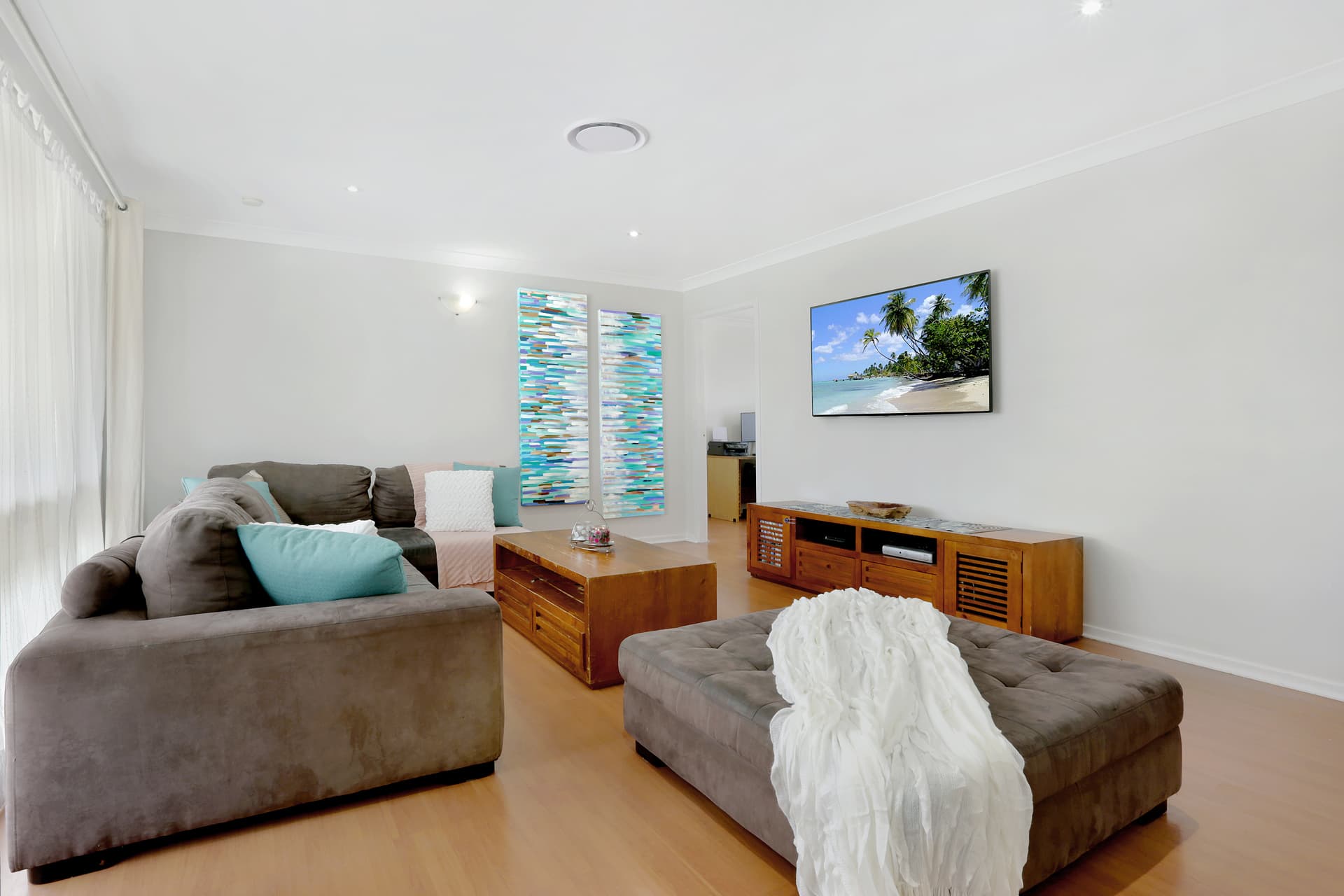 10 Empire Place, Illawong, Illawong - Thumbnail 4