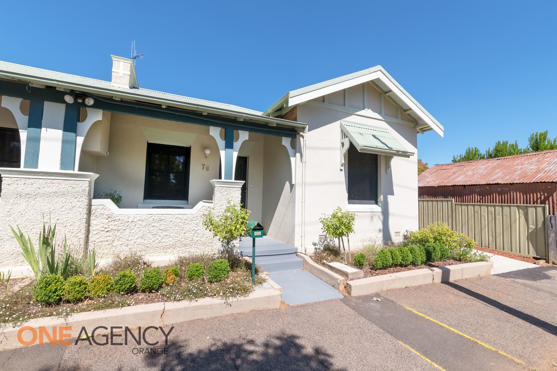76 Sampson Street, Orange, Orange - Image 1