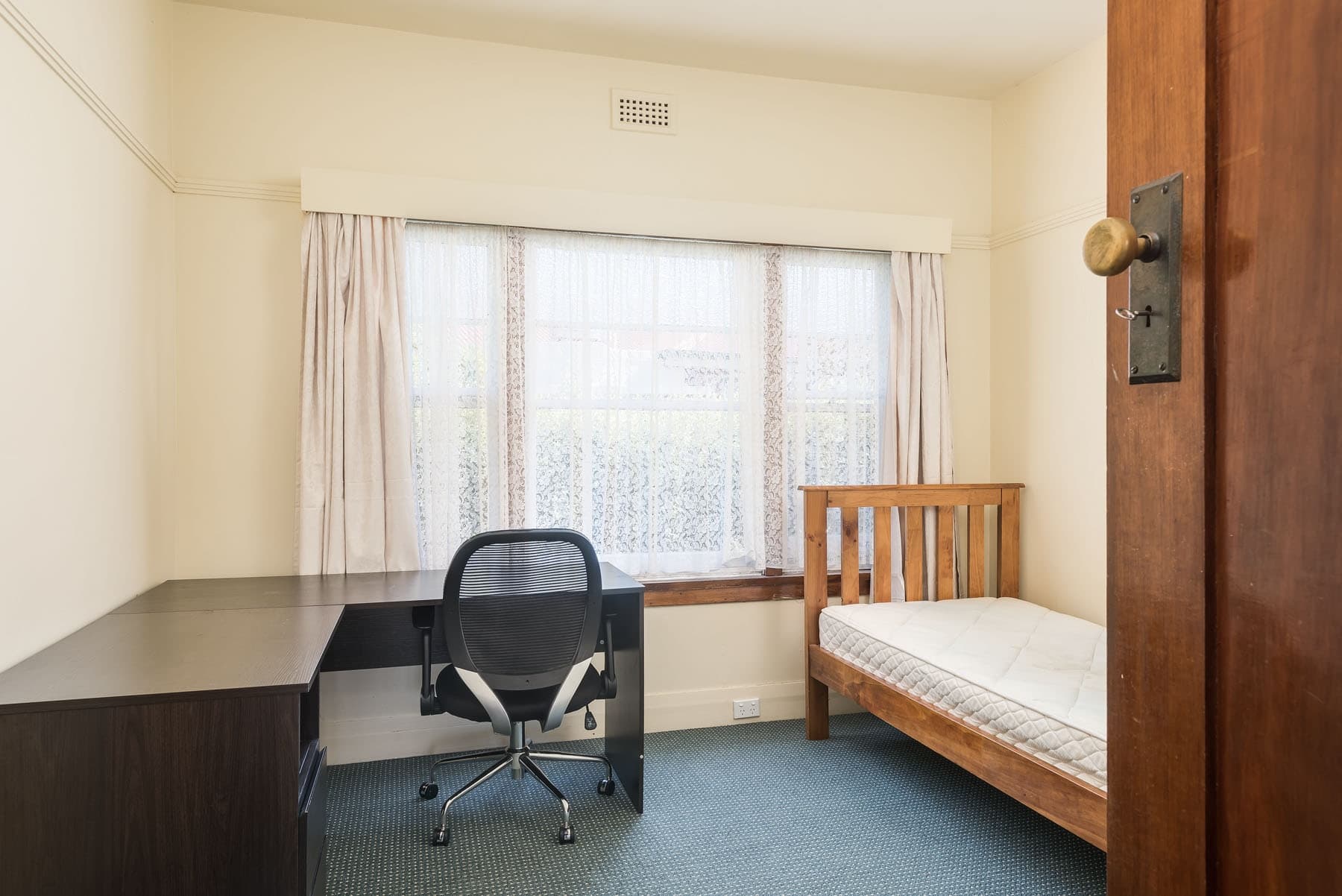 1/10 - 12 Plumer Street, Mowbray, Mowbray - Thumbnail 8