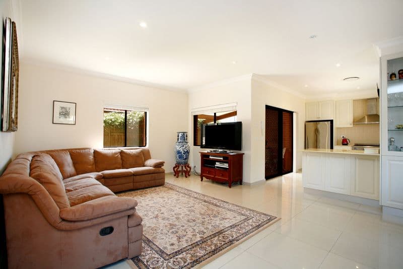 12A Joan Street, Hurstville, Hurstville - Thumbnail 2