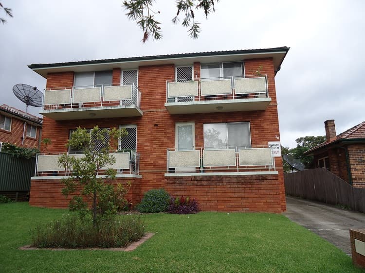 1/30 Graham Road, Narwee, Narwee - Image 1