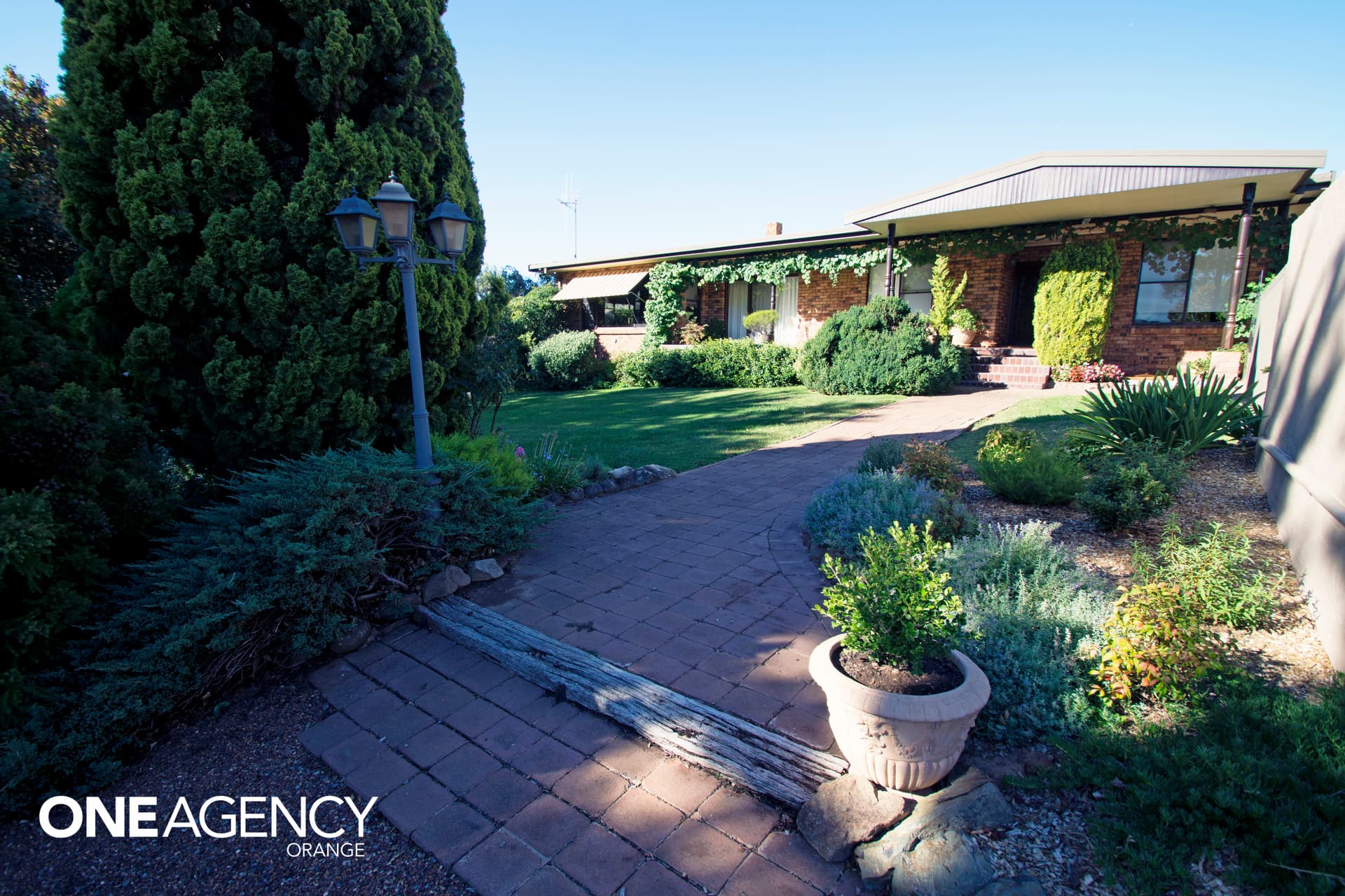 616 Mitchell Highway, Orange, Orange - Image 1